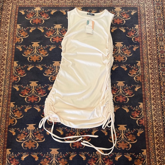 BTFMB | Drawstring Body Con Dress - Cream | Size Large - Picture 4 of 6